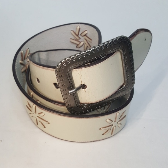White Stitched Floral Leather Belt Silver-toned Buckle - Picture 1 of 5